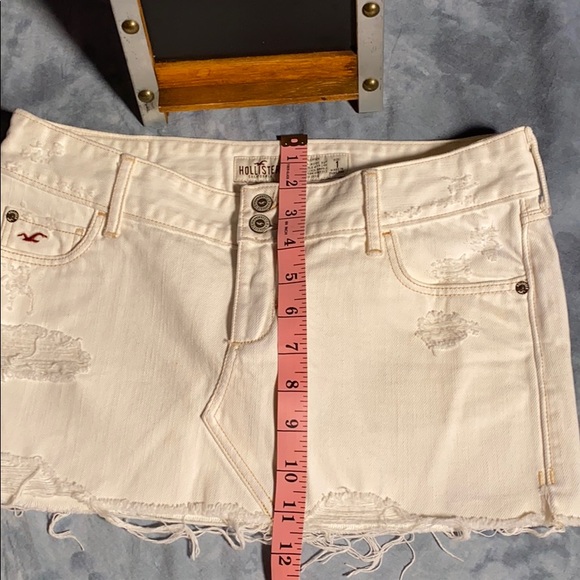 Hollister Distressed Mini Skirt - Picture 5 of 16